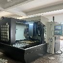 []佳瑞特8070雕铣机，新代系统，安川电机驱动，ER32主轴，24000转，三轴移动.